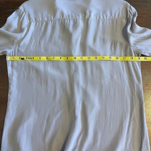 Victoria's Secret Women's Silk Button Down Shirt Size Small - Picture 7 of 8